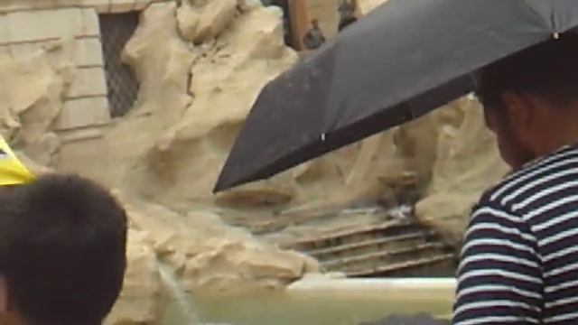 FONTANA DI TREVI-HISTORY AND FACTS смотреть онлайн