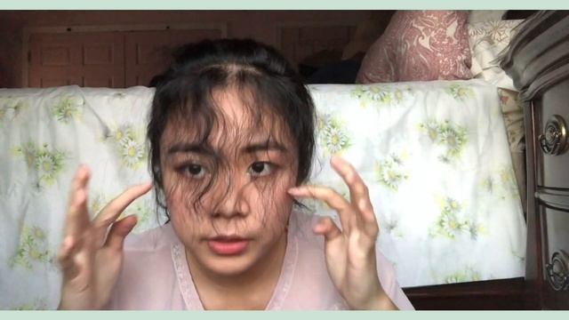How I Cut + Style My Curly Bangs | Asian Hair смотреть онлайн