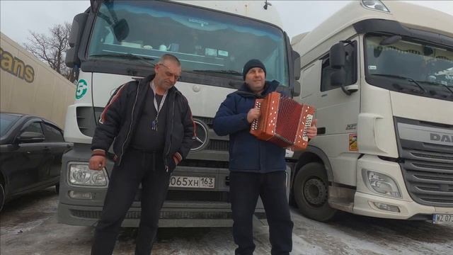 Интересная встреча на стоянке в Умете смотреть онлайн