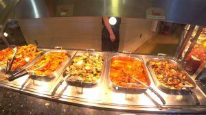 БЕЗЛИМИТНАЯ ЕДА В АМЕРИКАНСКОМ РЕСТОРАНЕ