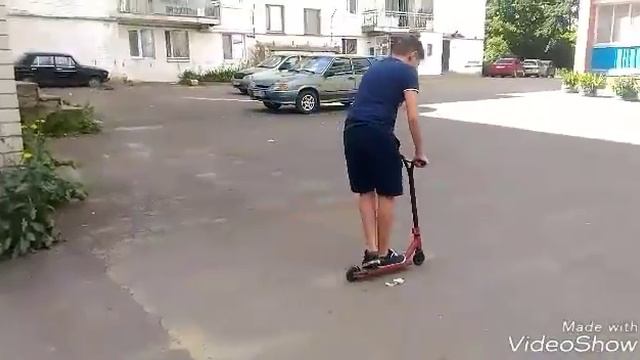 Трюки на самокате (для новичков) смотреть онлайн