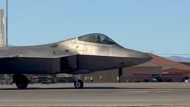 F-22 Transformed into the Super Raptor through These Upgrades смотреть онлайн