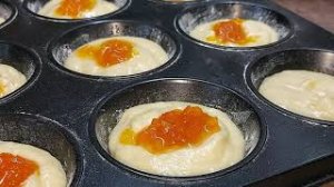 Кексы на кефире с начинкой. Воздушные, мягкие. Самый простой рецепт. Обалденный кекс на кефире.