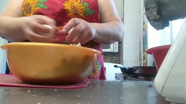 Котлетки бюджетные,из сельди,сочные,очень вкусные!??Мои любимые смотреть онлайн