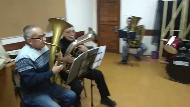 Духовой оркестр. "З днём рождения" смотреть онлайн