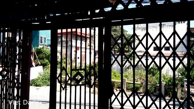 Paint a set of folding door in Phu Tho, Vietnam смотреть онлайн