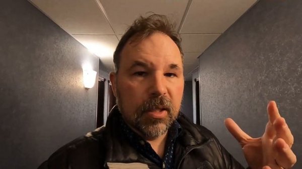 LEARN ENGLISH AT AN AMERICAN HOTEL