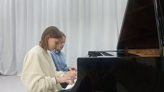 Дорофеевы София и Степан с. Кожевниково "Кожевниковская ДШИ" - "Мазурка" П.И.Чайковский смотреть онлайн