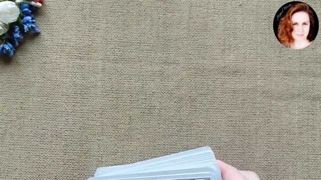 Как перетасовать колоду Таро смотреть онлайн