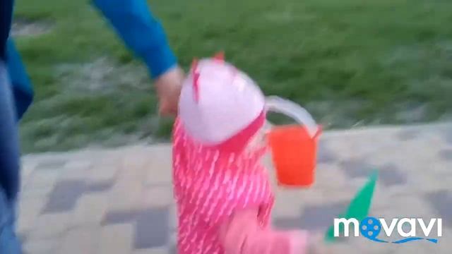 Игрушки для ребенка 9 мес-1год для улицы.Что купить для прогулки с ребенком на улице. смотреть онлайн