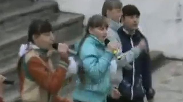 ШЕСТВИЕ 1 МАЯ. ВЕРХНИЕ СЕРГИ смотреть онлайн