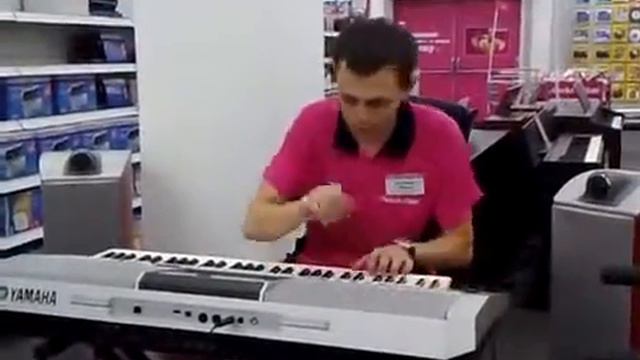 Круто сыграл на синтезаторе смотреть онлайн