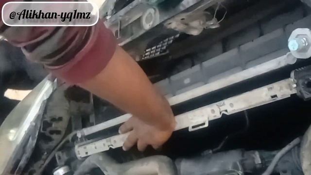 How to replace mercedes SLK 200 Radiator| @Alikhan-yq1mz #automachanic смотреть онлайн