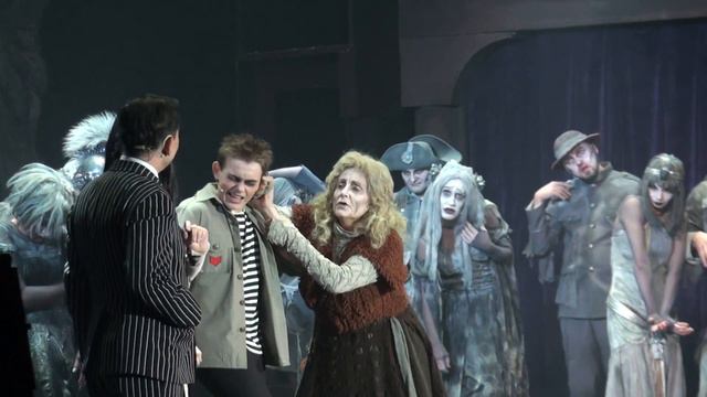 Мюзикл «Сімейка Аддамсів» (фрагмент) - VINNYTSIA JAZZFEST-2021 смотреть онлайн