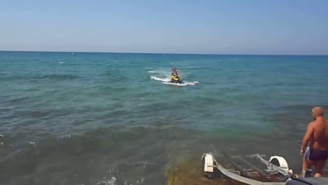 По волнам на Кипре. смотреть онлайн