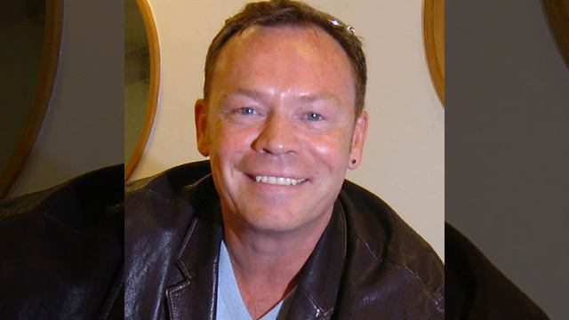 Ali Campbell Big Love Side Two смотреть онлайн