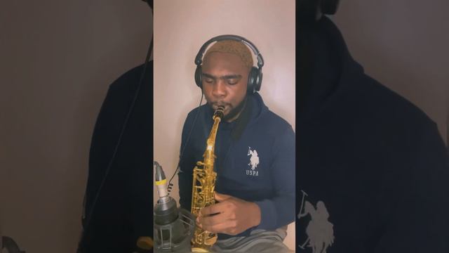 Blue Flame (LE SSERAFIM) Sax cover. смотреть онлайн