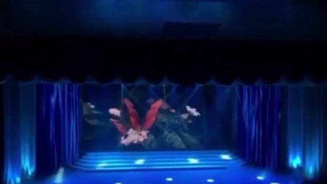 Певица Анастасия Вишневская допела песню губернатору уже из оркестровой ямы смотреть онлайн
