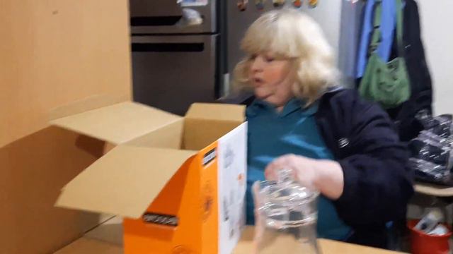 ЧЕМ БОЛЬШЕ ДВИГАЮСЬ, ТЕМ БОЛЬШЕ ХУДЕЮ смотреть онлайн