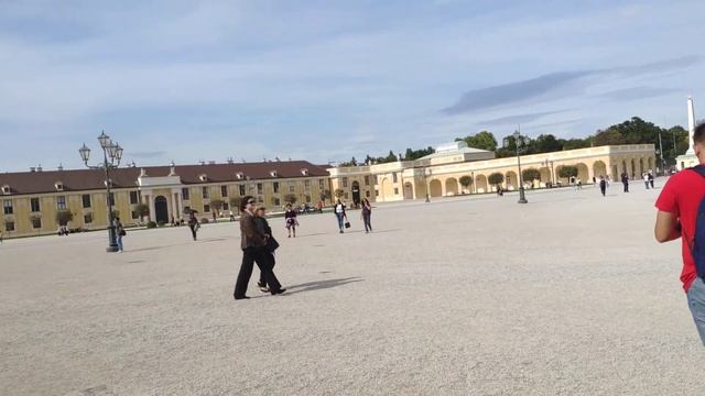 Дворец Шенбрунн в Вене (Австрия) смотреть онлайн