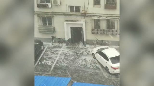 Incredible Ice Stones Falling From Sky Destroyed Beijing ,china | Giant hail destroys cars. смотреть онлайн