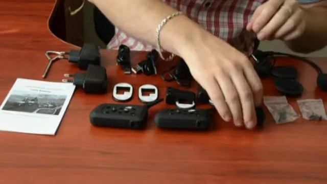 Комплект из 2-х профессиональных bluetooth гарнитур модели BTI-1000 prof смотреть онлайн