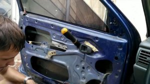 Установка електростеклоподъемников ФОРВАРД на Дэу Нексия Daewoo Nexia