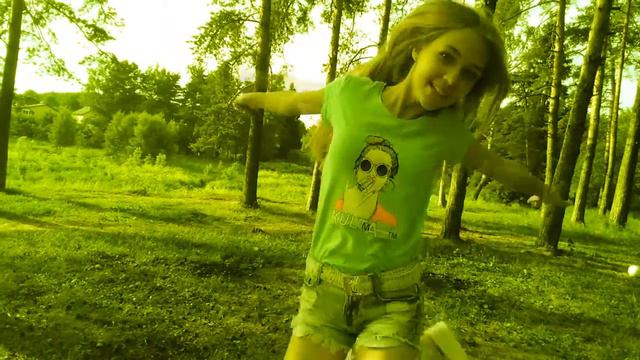 SUMMER /под песню группы SEREBRO-перепутала смотреть онлайн