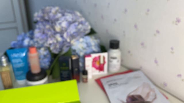 TOTAL LOOK 🍏GLAMBOX 🍏 #unpacking #распаковка #beautybox #totallook #glambox #clarins смотреть онлайн