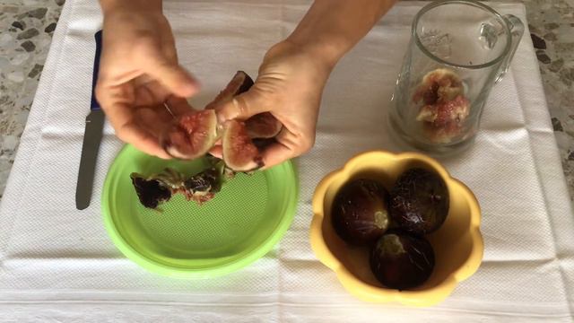 АСМР Инжирный коктейль / ASMR Frullato di fichi / Sweet milkshake ASMR смотреть онлайн