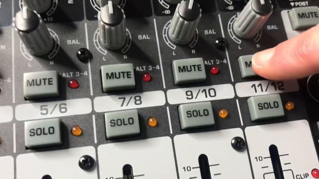 Quick review of the Behringer XENYX UFX1204 смотреть онлайн