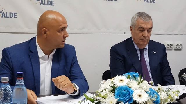 George Sava si Ion Viorel , propunerile ALDE pentru Palatul Comunal si sefia CJ Buzau смотреть онлайн