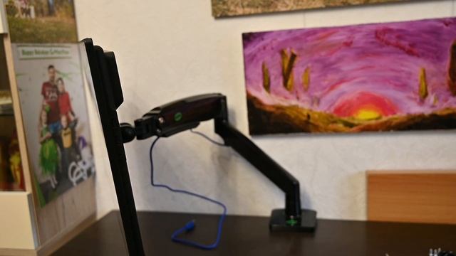 Huion Kamvas Pro 24 4K, unsponsored unboxing and first impressions смотреть онлайн