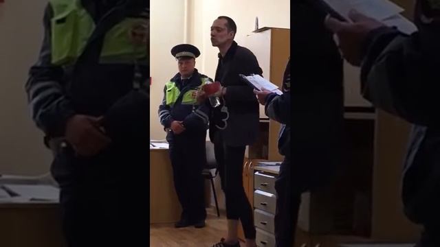 Пироги с яблоком и корицей