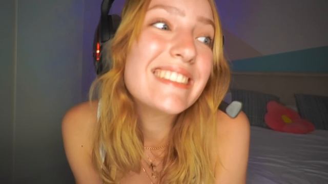 Reacting to my old videos смотреть онлайн