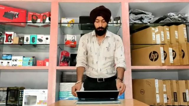 Dell INSPIRON 3501-UNBOXING, SPECIFICATIONS & PRICE #dell #graphicslaptop #corei5 #bestlaptop смотреть онлайн