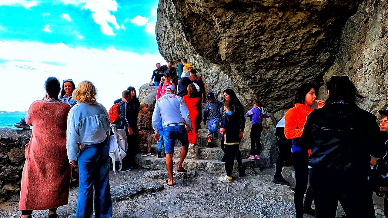 КРЫМ РВЁТ ПО ШВАМ. Отдыхающие на МАШИНАХ массово едут в КРЫМ. Показываю ВСЮ ПРАВДУ. смотреть онлайн