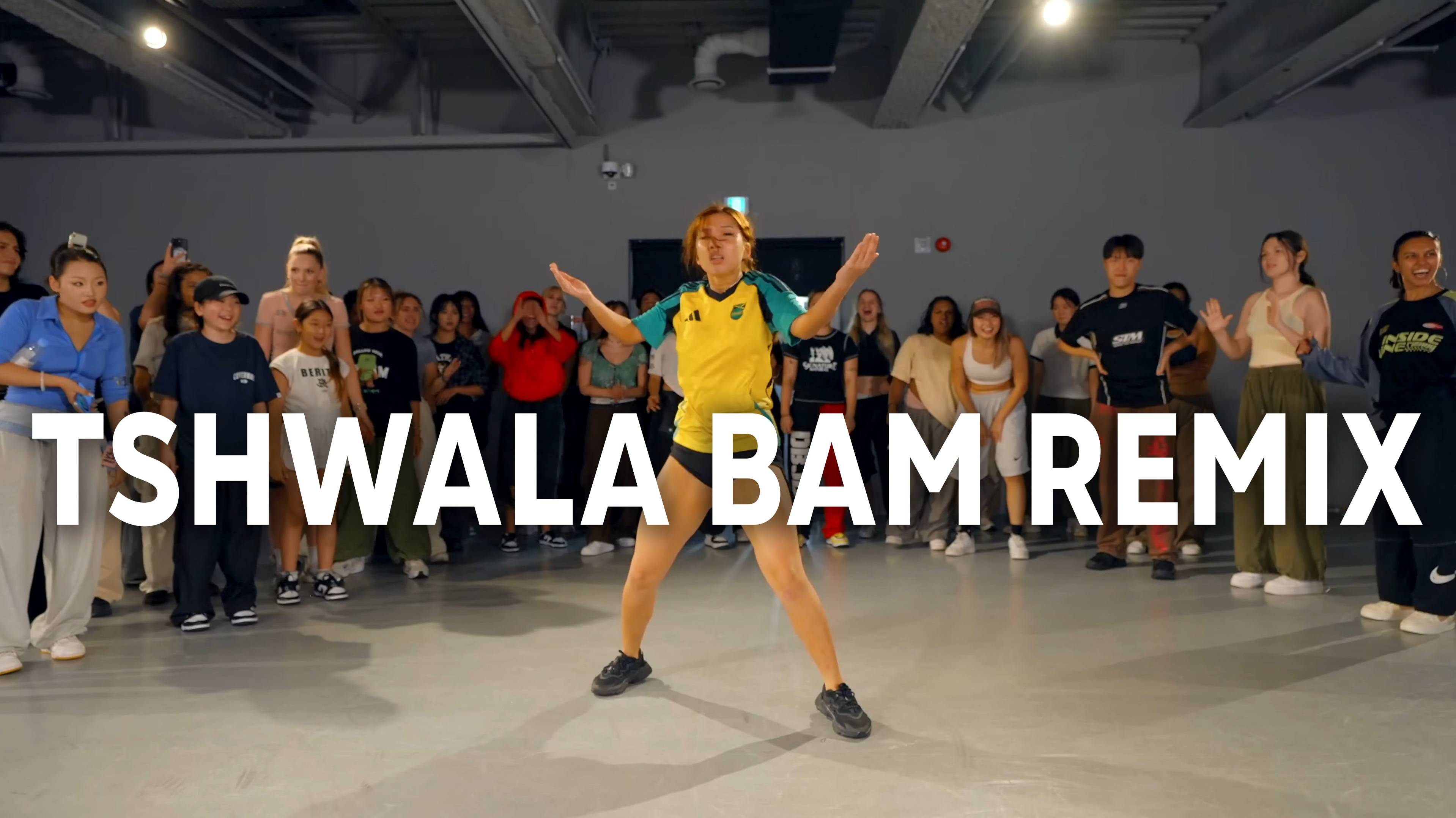 Tshwala Bam Remix - Master Class - @Hyewon_(3840x2160)