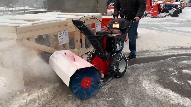 Подметальная машина для уборки снега MTD смотреть онлайн