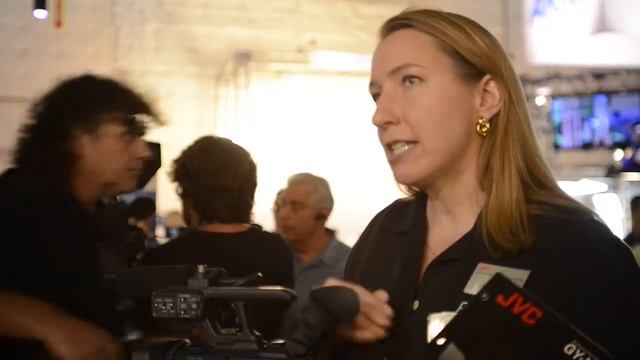 JVC GY-HMQ10 4K Camera - Cinegear 2013 (by Digital Cinema Training) смотреть онлайн