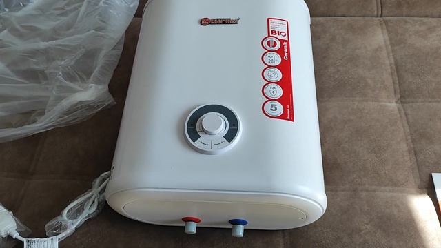 Распаковка — Накопительный водонагреватель Thermex Ceramik 30 V