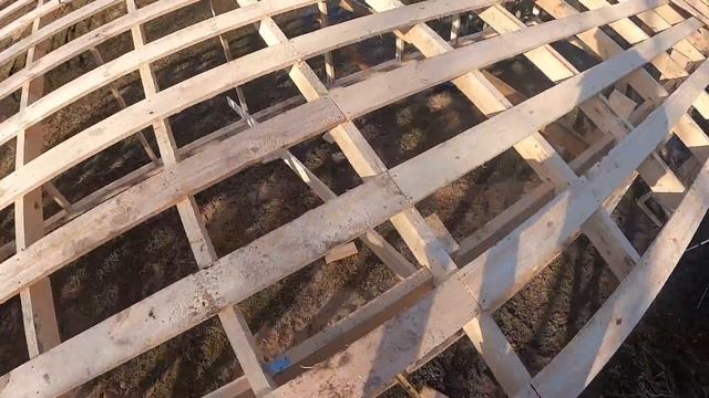 Закончил монтаж обрешетки крыши и стен под профнастил.[Жизнь в деревне] смотреть онлайн