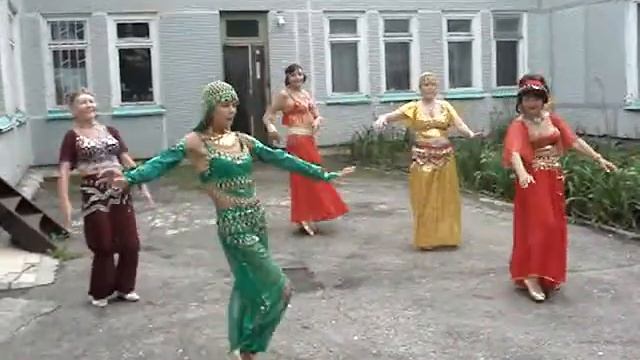 танцевальаня группа "Зарина" при БУ "Комплексном центре социального обслуживания города Чебоксары" смотреть онлайн