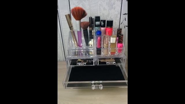 Акриловый органайзер для косметики 