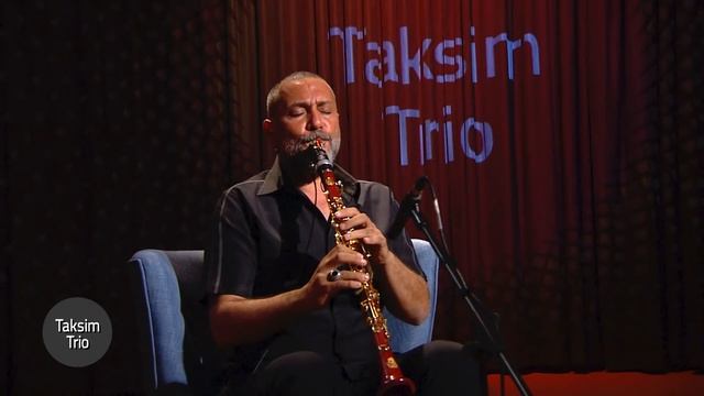 Taksim Trio & İsmail Tunçbilek - Yalan Dünya