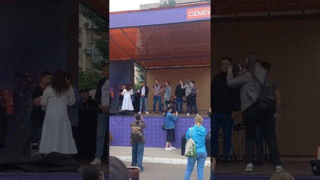 «Южная Волна» и Ростелеком подарили астраханцам умные колонки «Маруся» смотреть онлайн