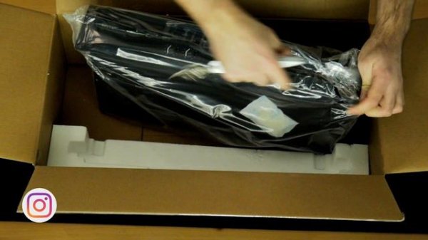 Unboxing Behringer NX1000D
