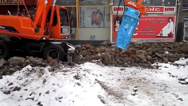 Работа гидромолота PBV150 и экскаватора Doosan DX160 смотреть онлайн