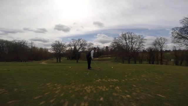 April Fools Golf Par 3 Hever.. смотреть онлайн
