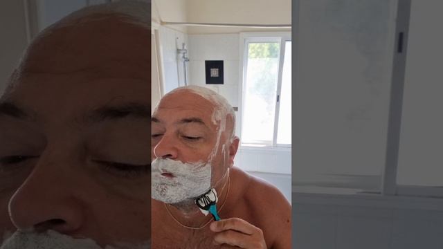 Чем побриться - канал о бритье